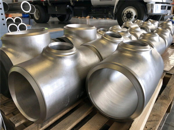 S32168 stainless steel tee