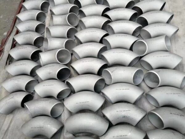 Stainless steel butt welding pipe fittings